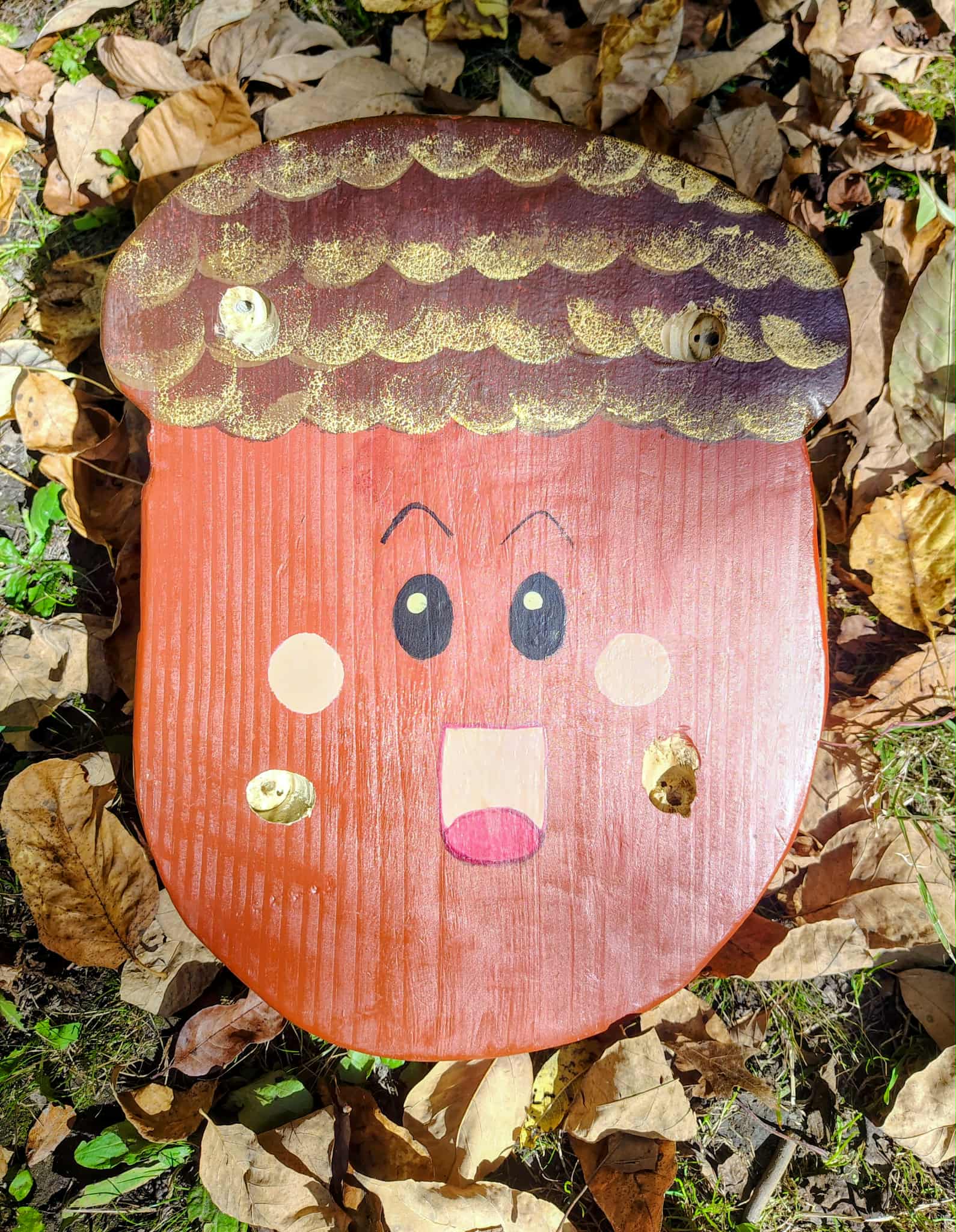 Acorn Stool